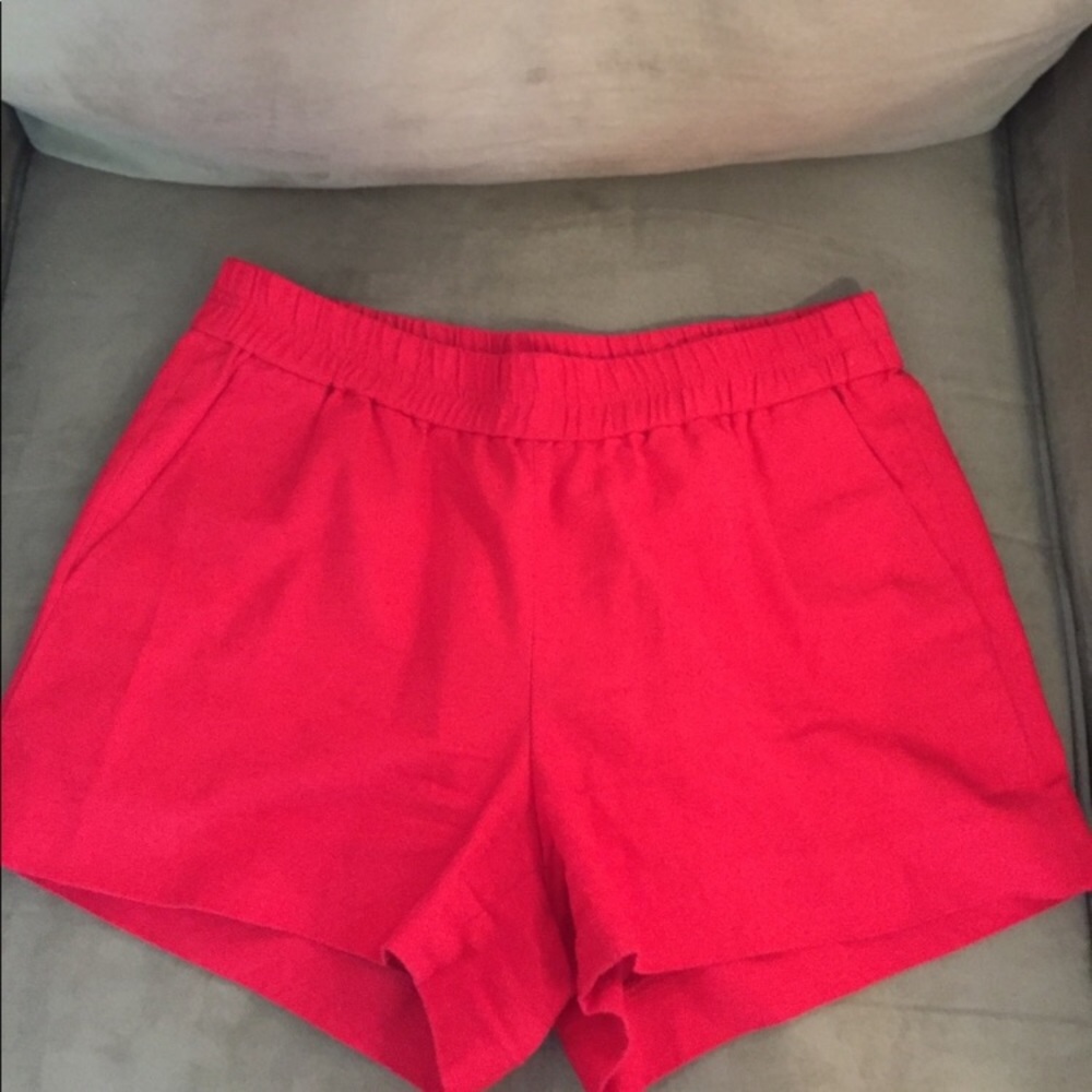 🌸3 for $10 // J Crew red shorts